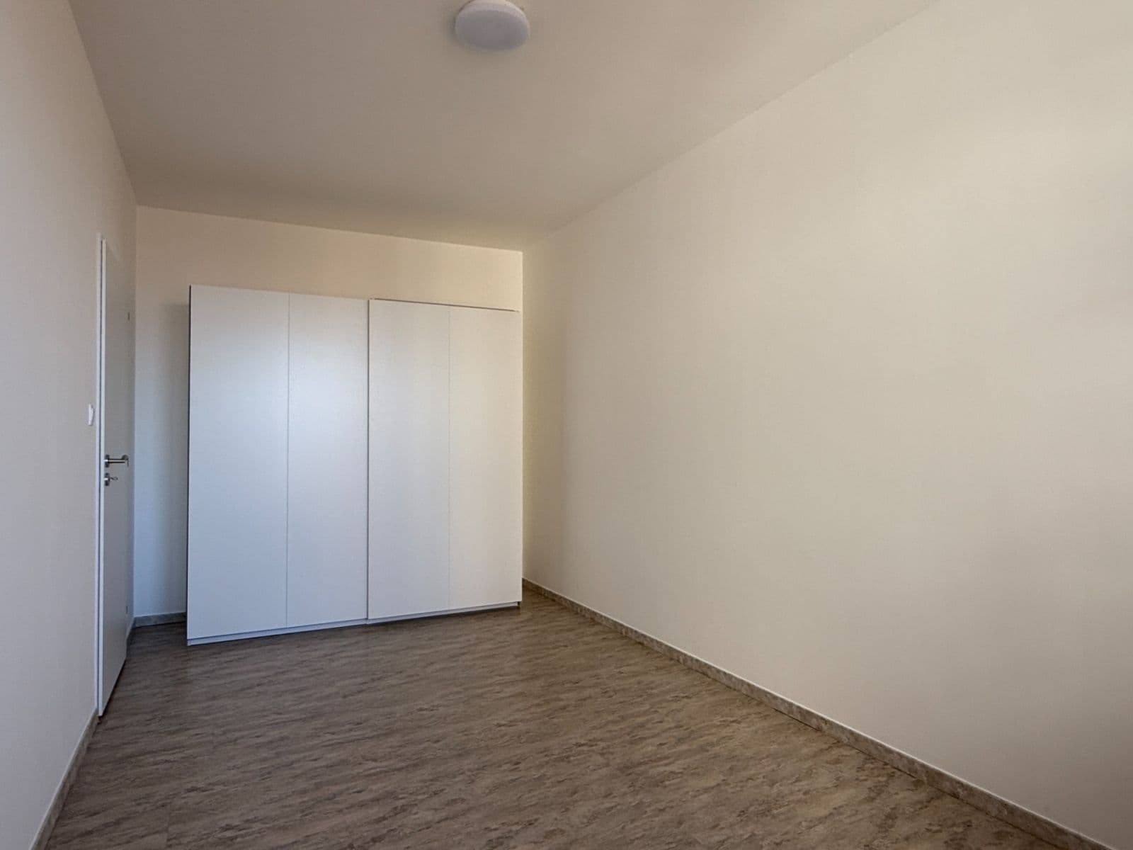 Prodej bytu 2+kk 43 m², Hnězdenská, Praha, Praha Prodej bytu 2+kk 43 m², Hnězdenská, Praha, Praha