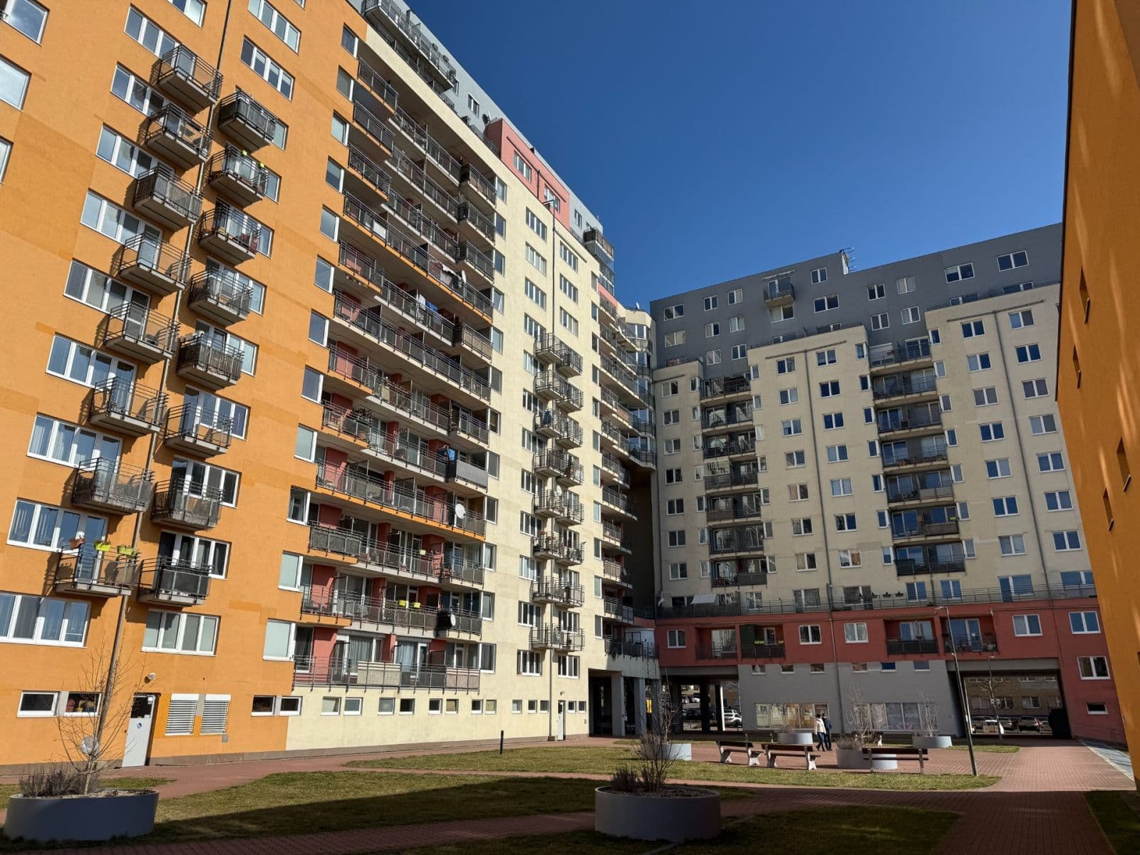 Prodej bytu 2+kk 43 m², Hnězdenská, Praha, Praha Prodej bytu 2+kk 43 m², Hnězdenská, Praha, Praha