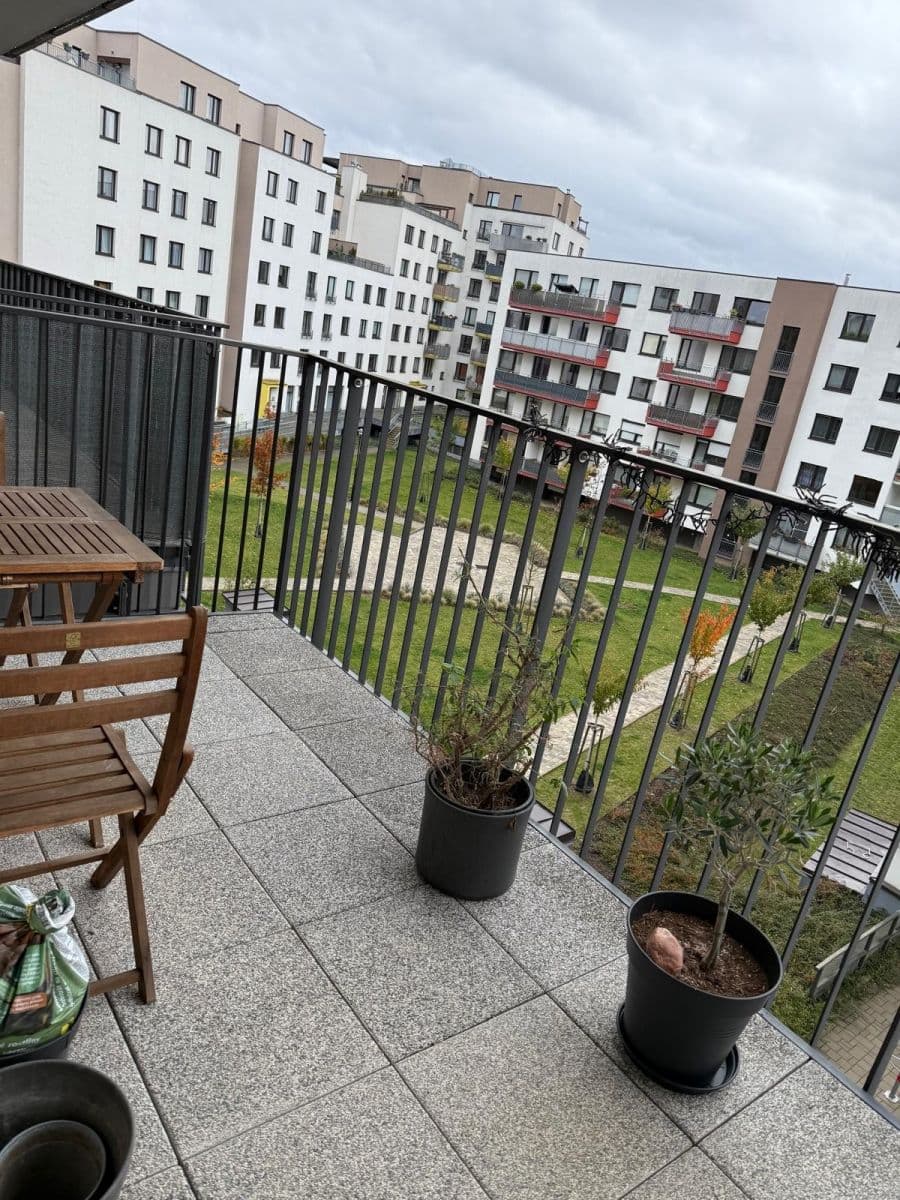 Pronájem bytu 2+kk 55 m², Československého exilu, Praha, Praha Pronájem bytu 2+kk 55 m², Československého exilu, Praha, Praha