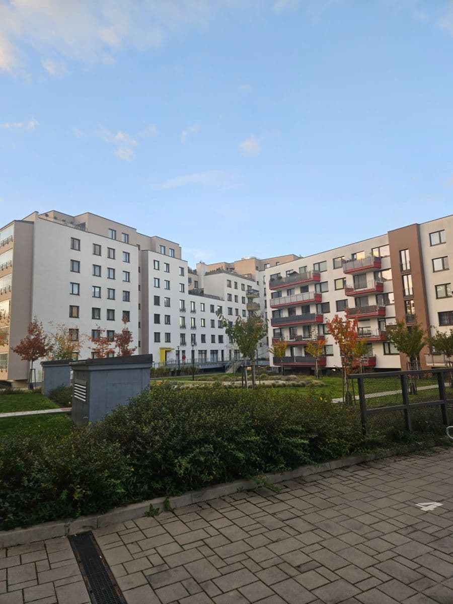Pronájem bytu 2+kk 55 m², Československého exilu, Praha, Praha Pronájem bytu 2+kk 55 m², Československého exilu, Praha, Praha