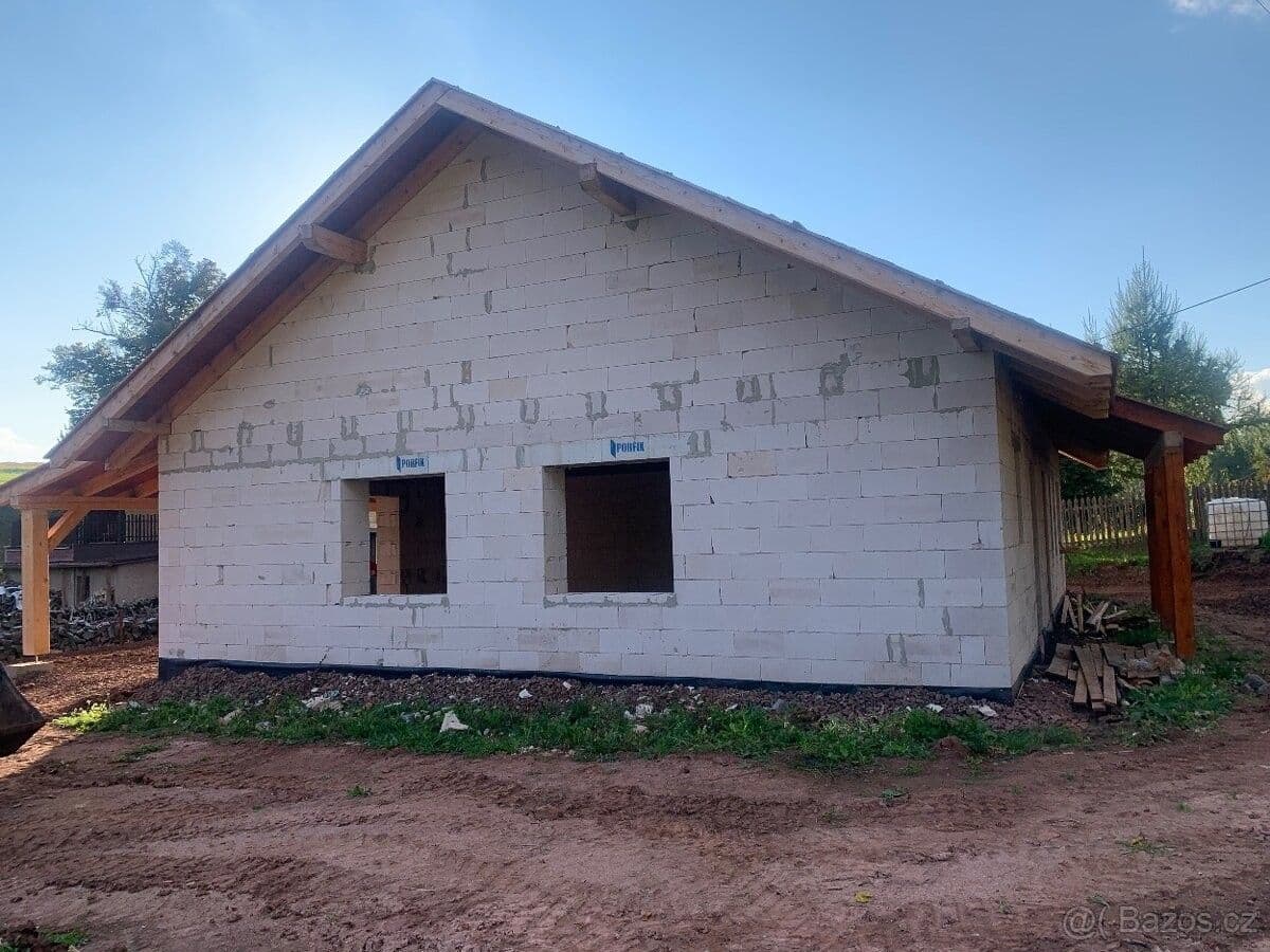 Prodej domu 145 m², pozemek 1.139 m², Hejtmánkovice, Královéhradecký kraj Prodej domu 145 m², pozemek 1.139 m², Hejtmánkovice, Královéhradecký kraj