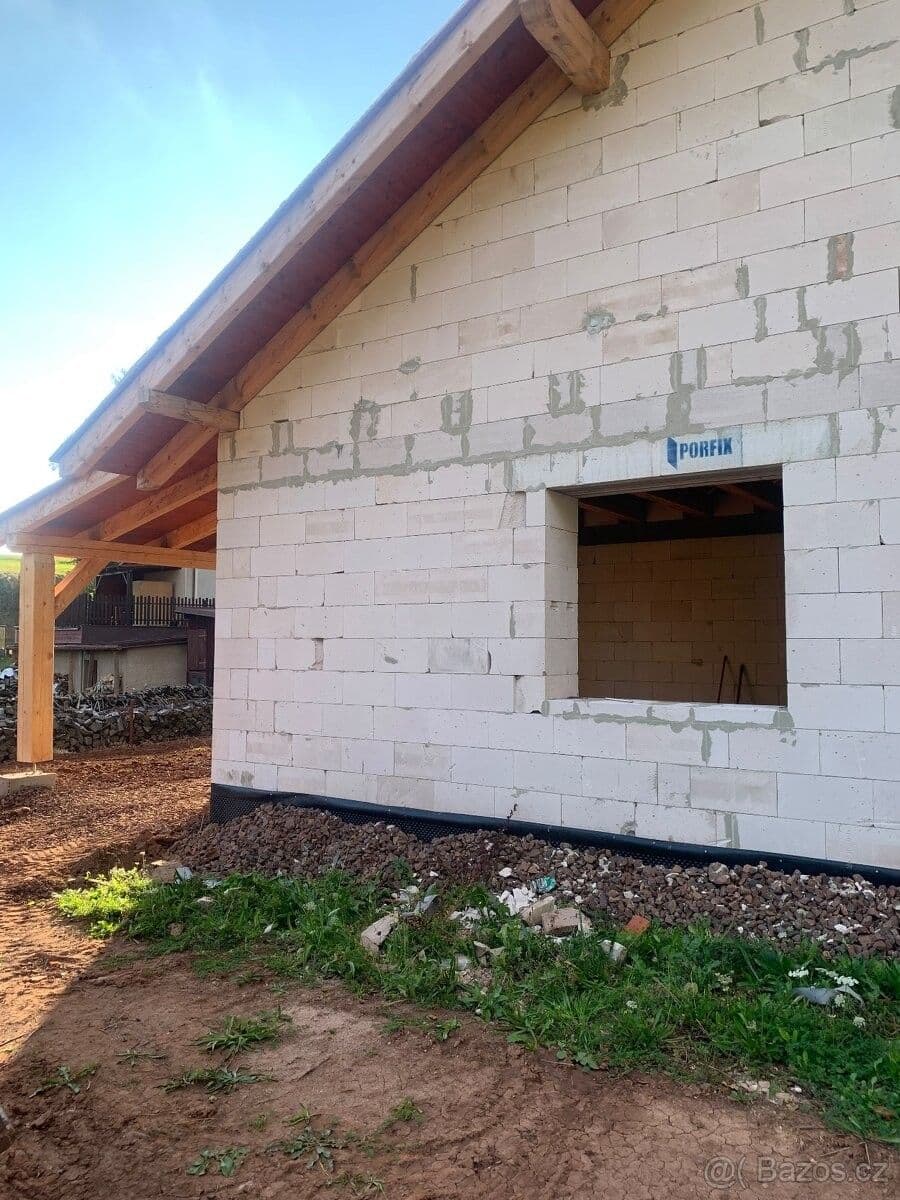 Prodej domu 145 m², pozemek 1.139 m², Hejtmánkovice, Královéhradecký kraj Prodej domu 145 m², pozemek 1.139 m², Hejtmánkovice, Královéhradecký kraj