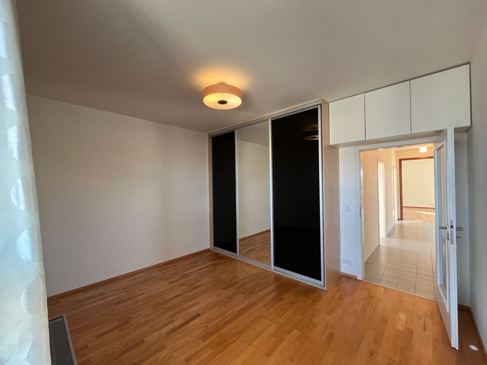 Pronájem bytu 4+kk 90 m², U Uranie, Praha, Praha Pronájem bytu 4+kk 90 m², U Uranie, Praha, Praha