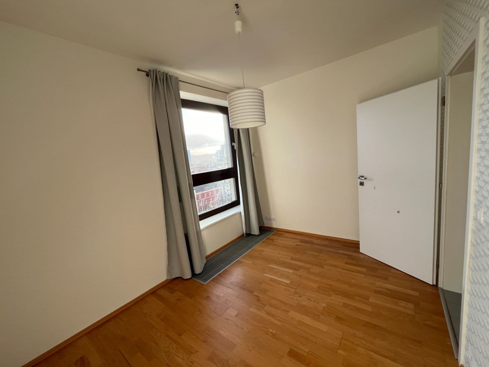 Pronájem bytu 4+kk 90 m², U Uranie, Praha, Praha Pronájem bytu 4+kk 90 m², U Uranie, Praha, Praha