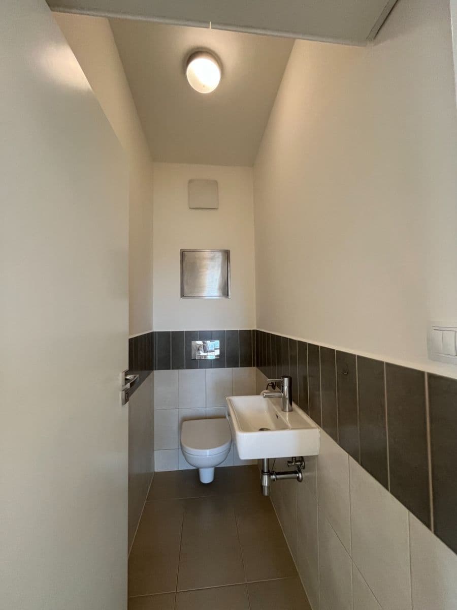 Pronájem bytu 4+kk 90 m², U Uranie, Praha, Praha Pronájem bytu 4+kk 90 m², U Uranie, Praha, Praha