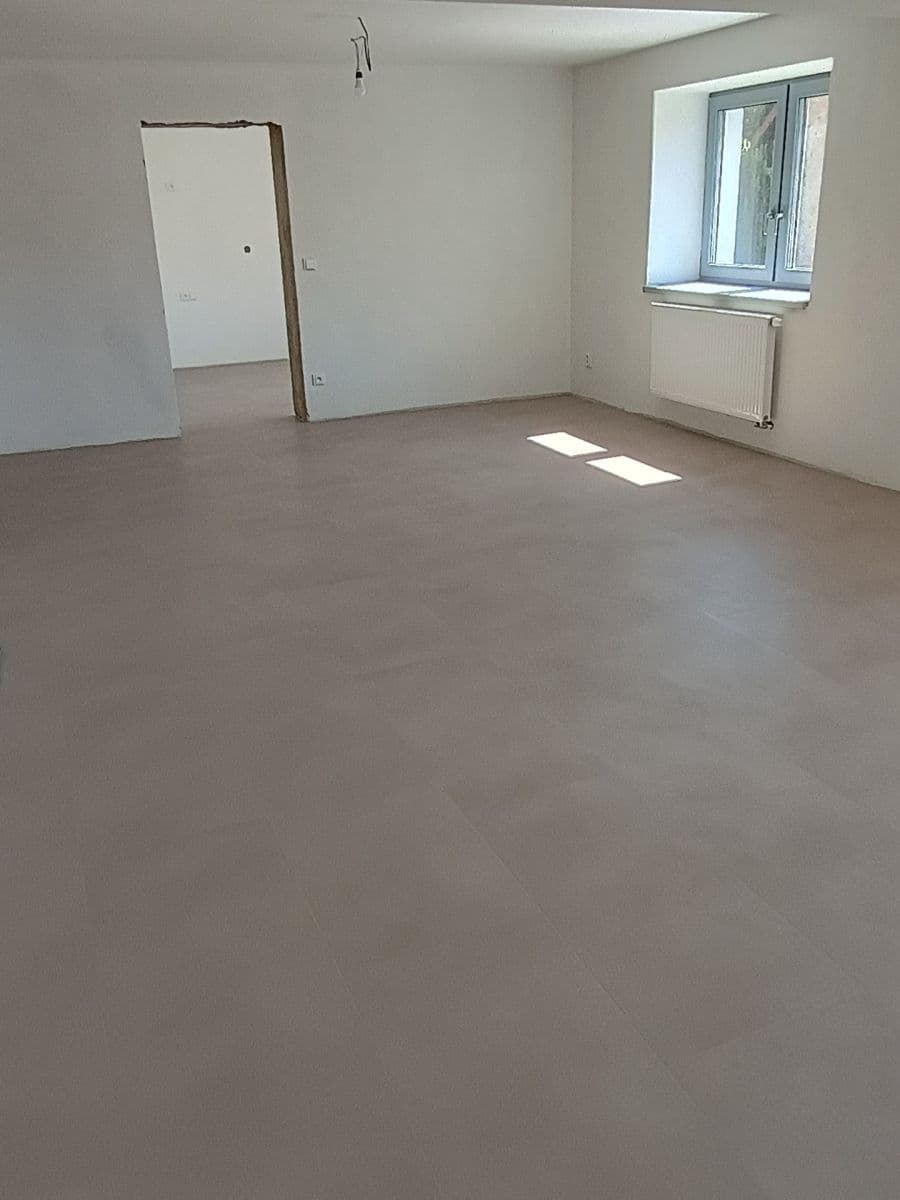 Prodej domu 195 m², pozemek 1.450 m², Potoční, Hvozdná, Zlínský kraj Prodej domu 195 m², pozemek 1.450 m², Potoční, Hvozdná, Zlínský kraj