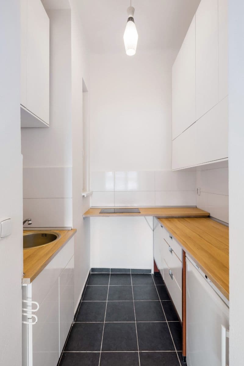 Pronájem bytu 2+kk 55 m², Sokolovská, Praha, Praha Pronájem bytu 2+kk 55 m², Sokolovská, Praha, Praha