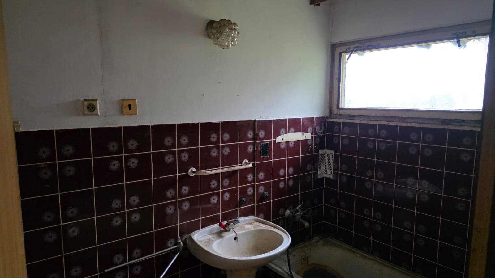 Prodej domu 173 m², pozemek 7 m², Rousměrov, Kraj Vysočina Prodej domu 173 m², pozemek 7 m², Rousměrov, Kraj Vysočina