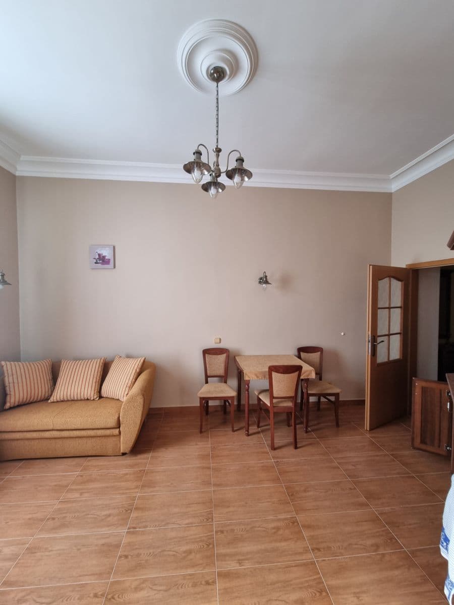 Pronájem bytu 1+1 50 m², Svahová, Karlovy Vary, Karlovarský kraj Pronájem bytu 1+1 50 m², Svahová, Karlovy Vary, Karlovarský kraj