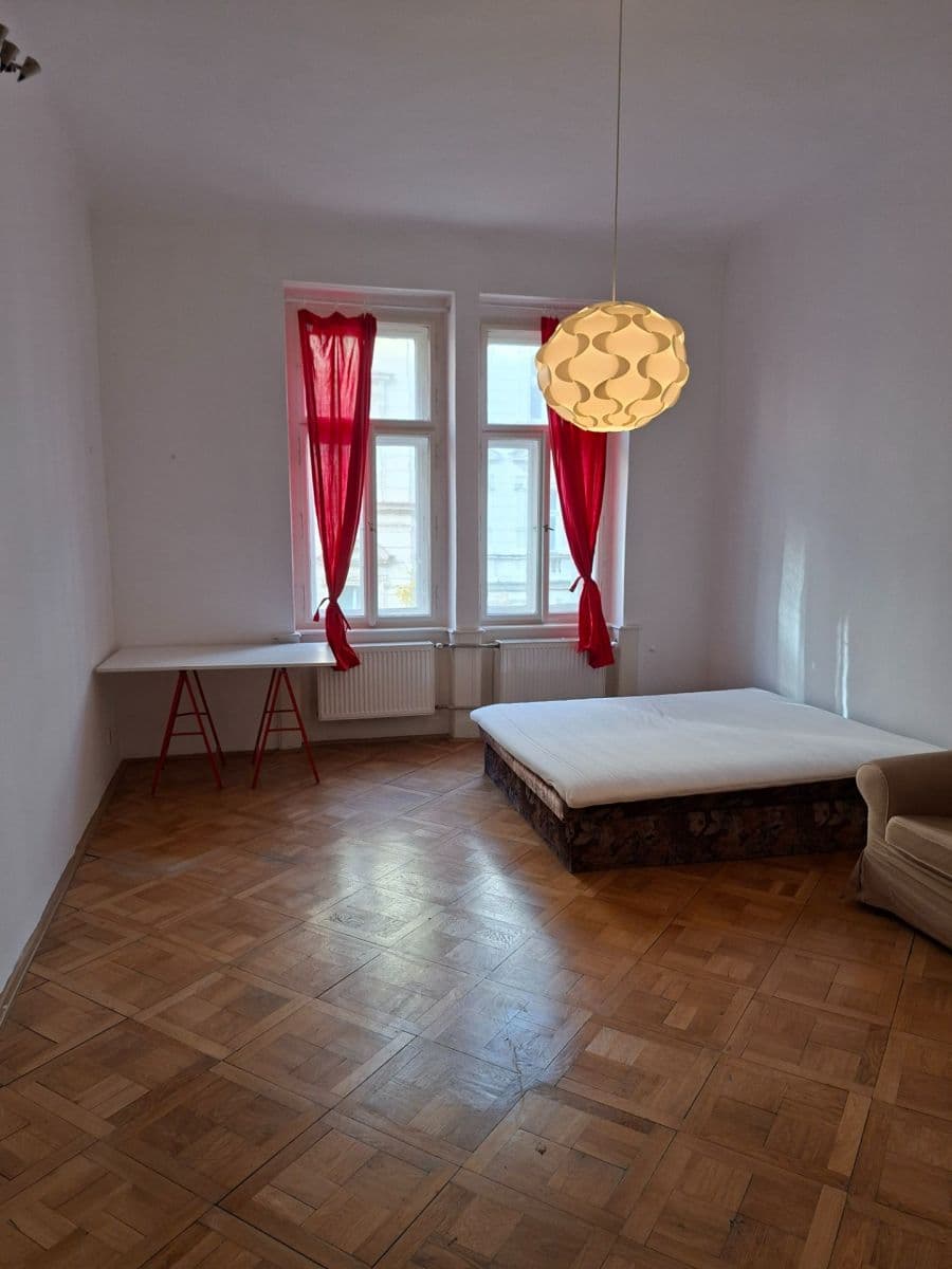 Pronájem bytu 1+1 50 m², Moravská, Praha, Praha Pronájem bytu 1+1 50 m², Moravská, Praha, Praha