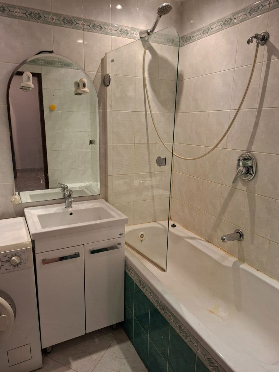 Pronájem bytu 1+1 50 m², Moravská, Praha, Praha Pronájem bytu 1+1 50 m², Moravská, Praha, Praha