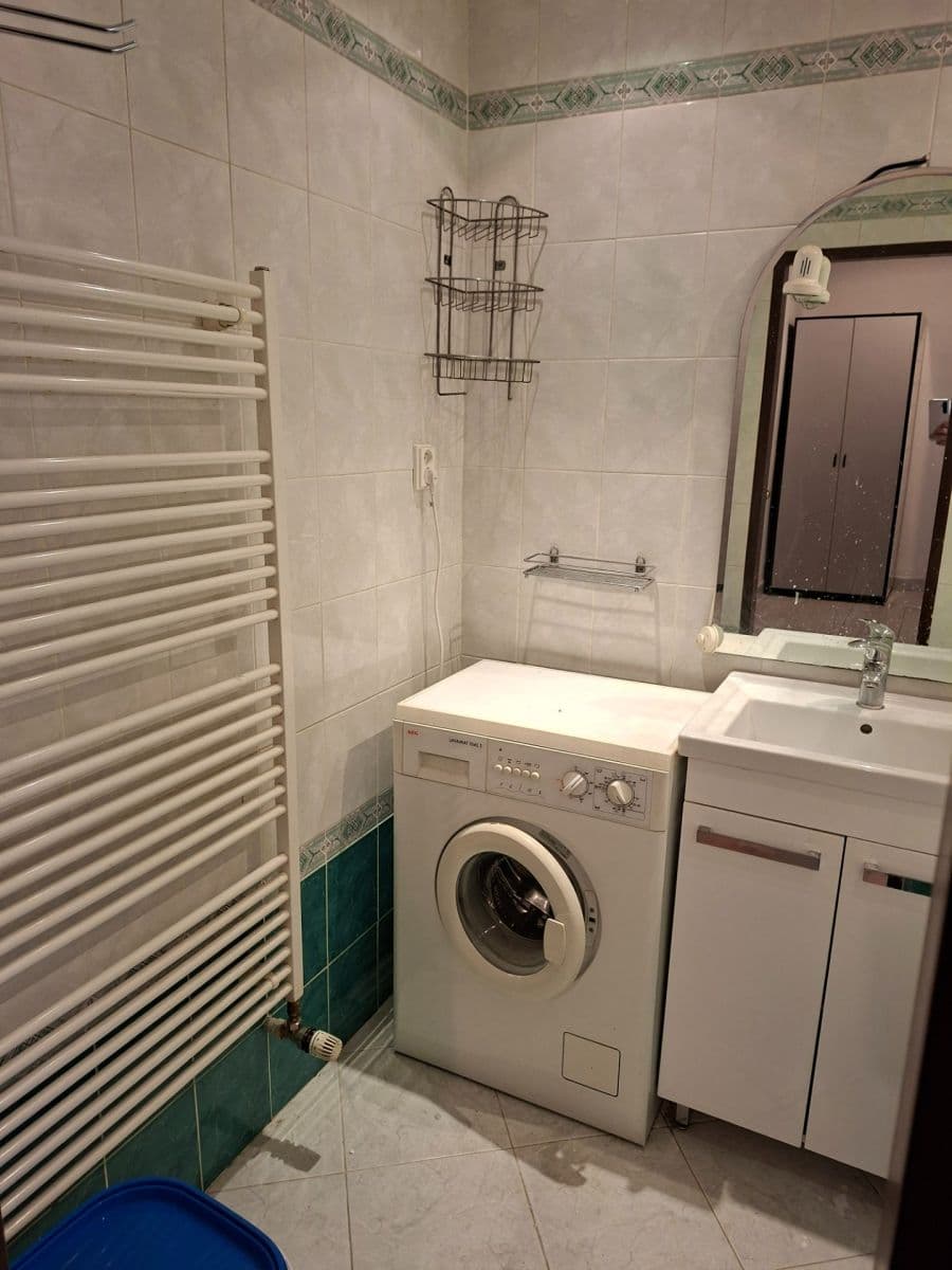 Pronájem bytu 1+1 50 m², Moravská, Praha, Praha Pronájem bytu 1+1 50 m², Moravská, Praha, Praha