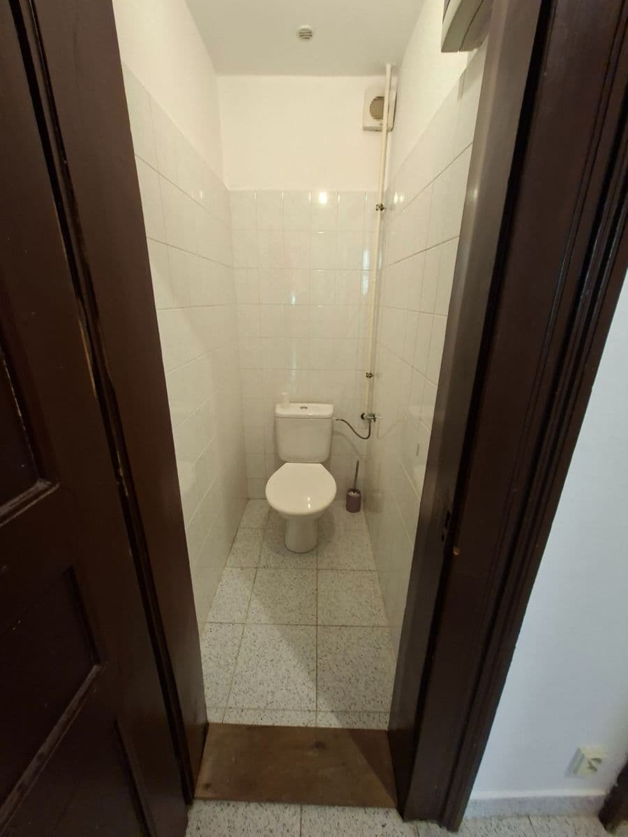 Pronájem bytu 1+1 50 m², Moravská, Praha, Praha Pronájem bytu 1+1 50 m², Moravská, Praha, Praha