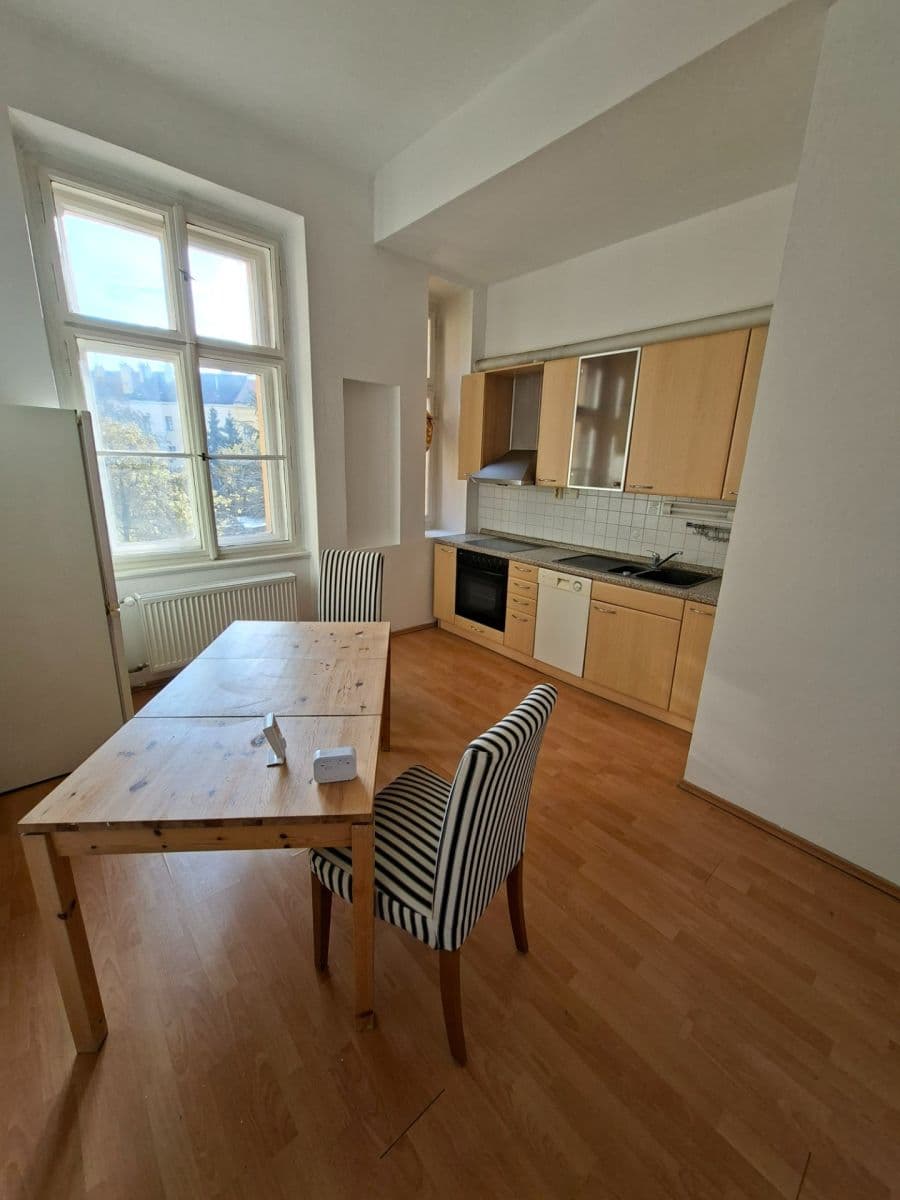 Pronájem bytu 1+1 50 m², Moravská, Praha, Praha Pronájem bytu 1+1 50 m², Moravská, Praha, Praha