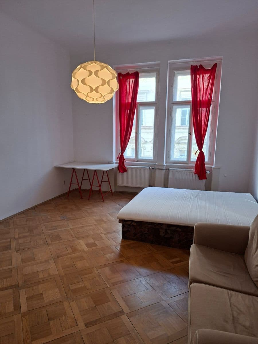 Pronájem bytu 1+1 50 m², Moravská, Praha, Praha Pronájem bytu 1+1 50 m², Moravská, Praha, Praha