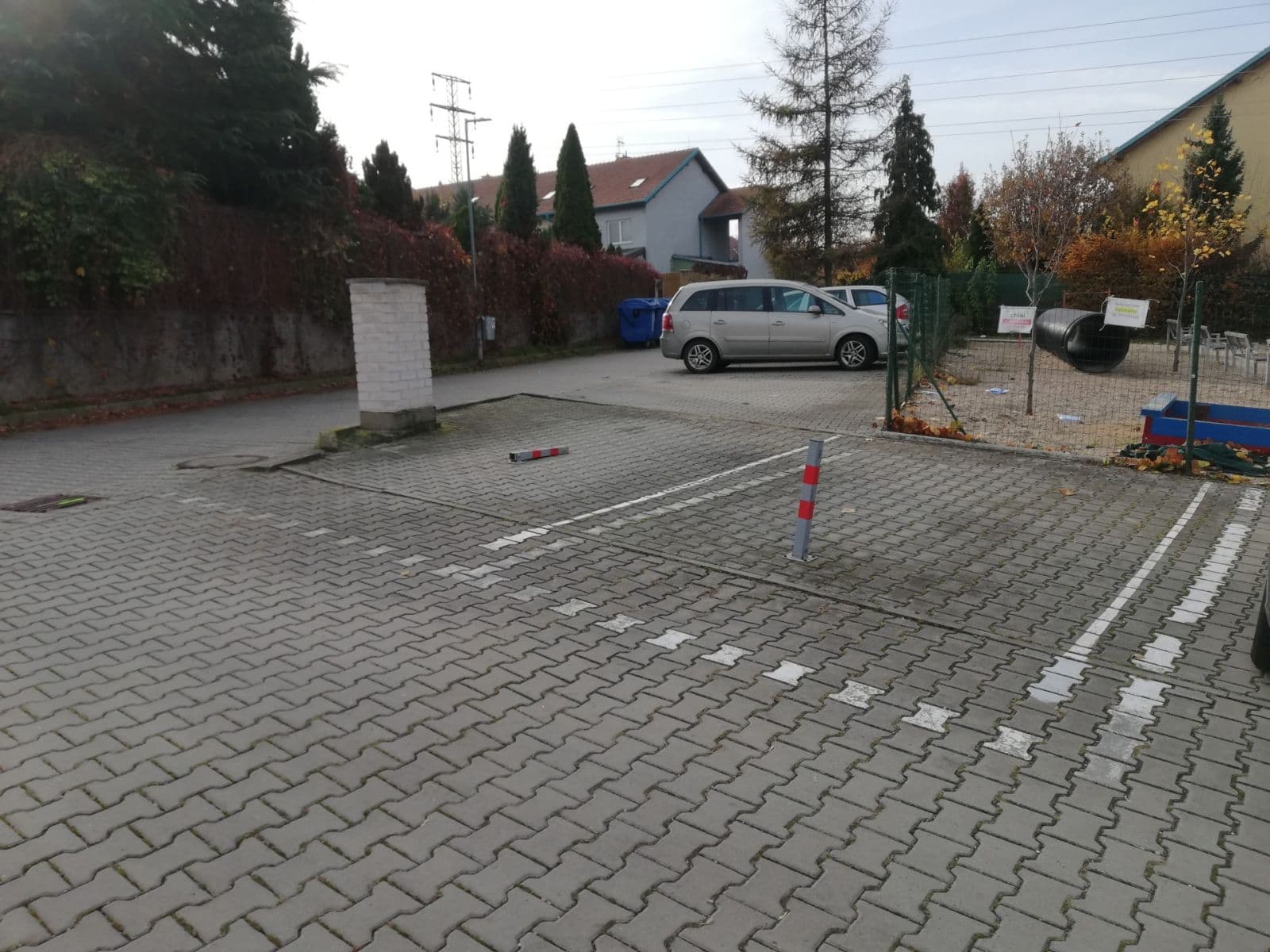 Pronájem garáže 15 m², U Hřiště, Nehvizdy, Středočeský kraj Pronájem garáže 15 m², U Hřiště, Nehvizdy, Středočeský kraj