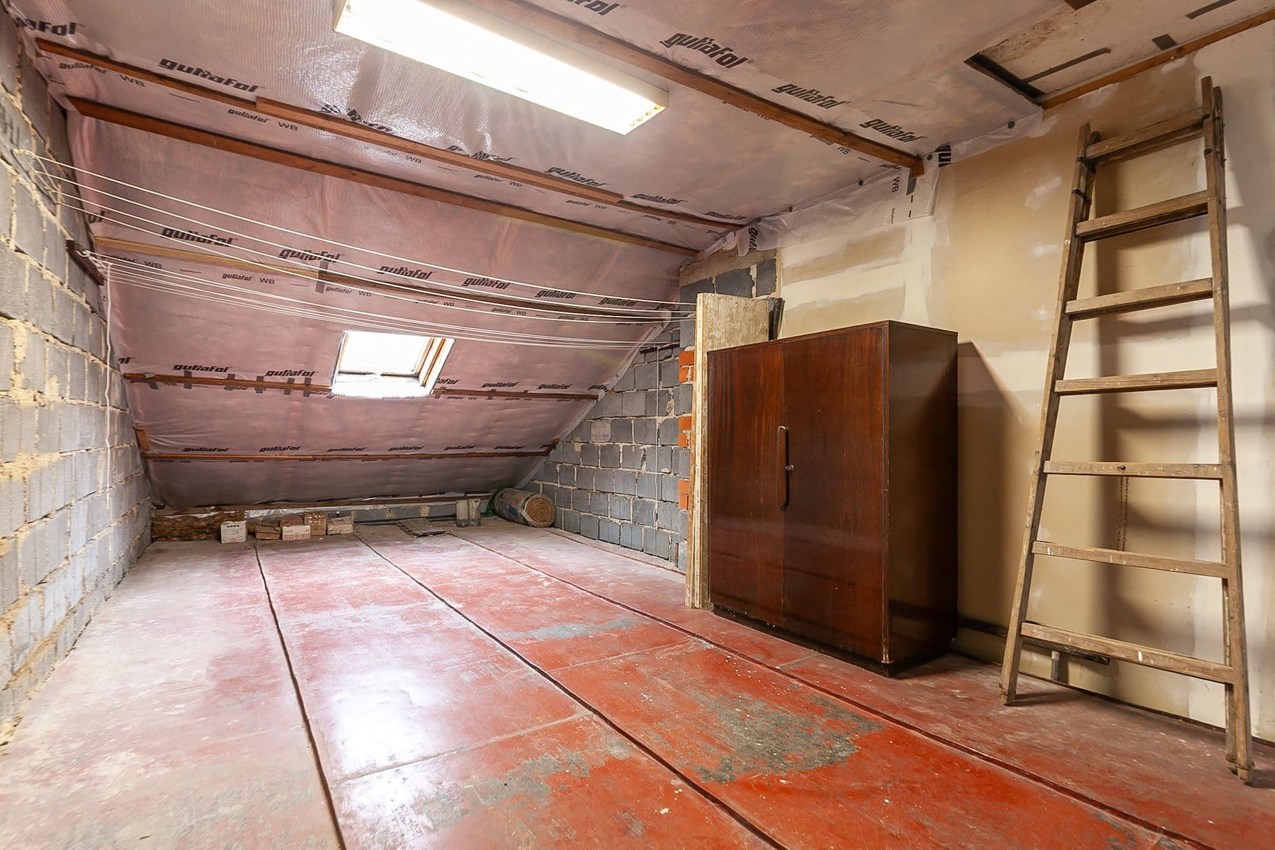 Prodej domu 252 m², pozemek 710 m², Olbrachtova, Černošice, Středočeský kraj Prodej domu 252 m², pozemek 710 m², Olbrachtova, Černošice, Středočeský kraj