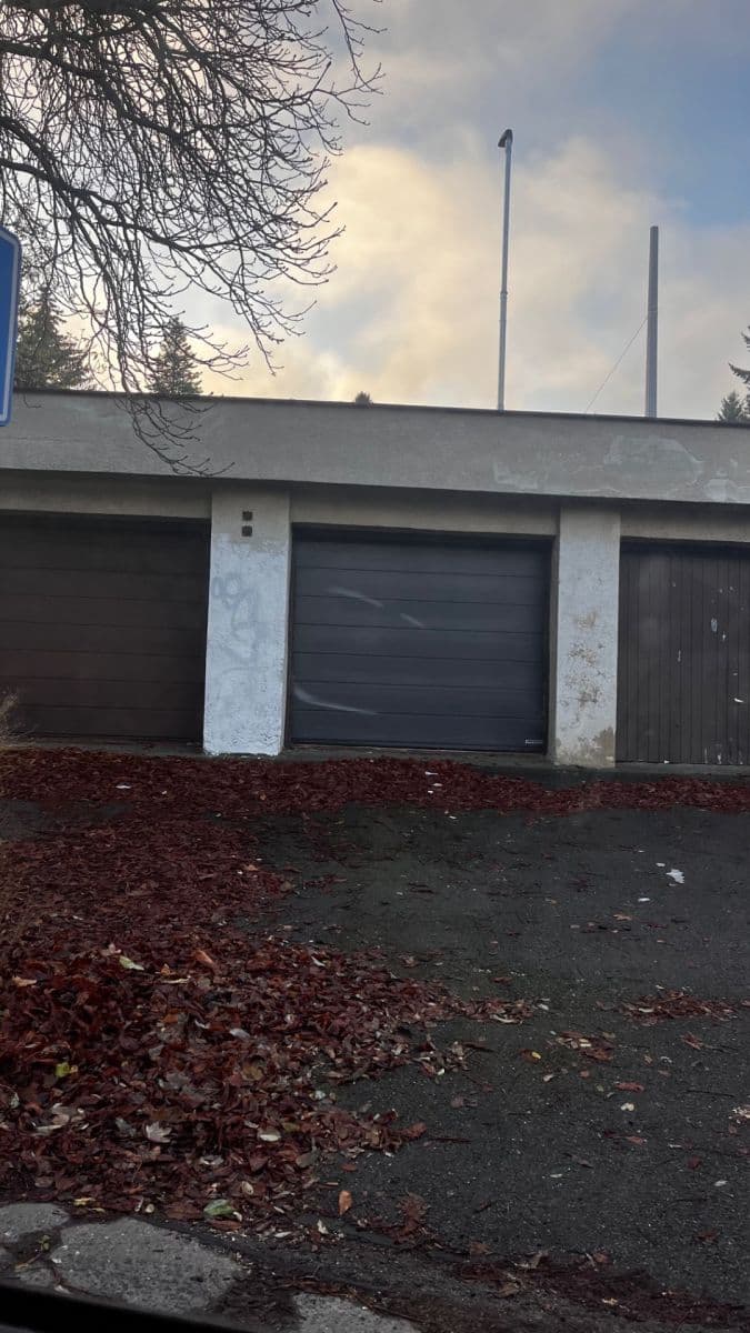 Pronájem garáže 25 m², Veleslavínská, Praha, Praha Pronájem garáže 25 m², Veleslavínská, Praha, Praha