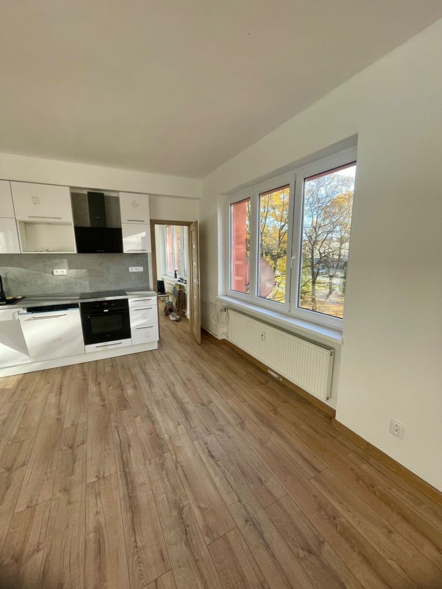 Pronájem bytu 2+kk 46 m², Matuškova, Havířov, Moravskoslezský kraj Pronájem bytu 2+kk 46 m², Matuškova, Havířov, Moravskoslezský kraj