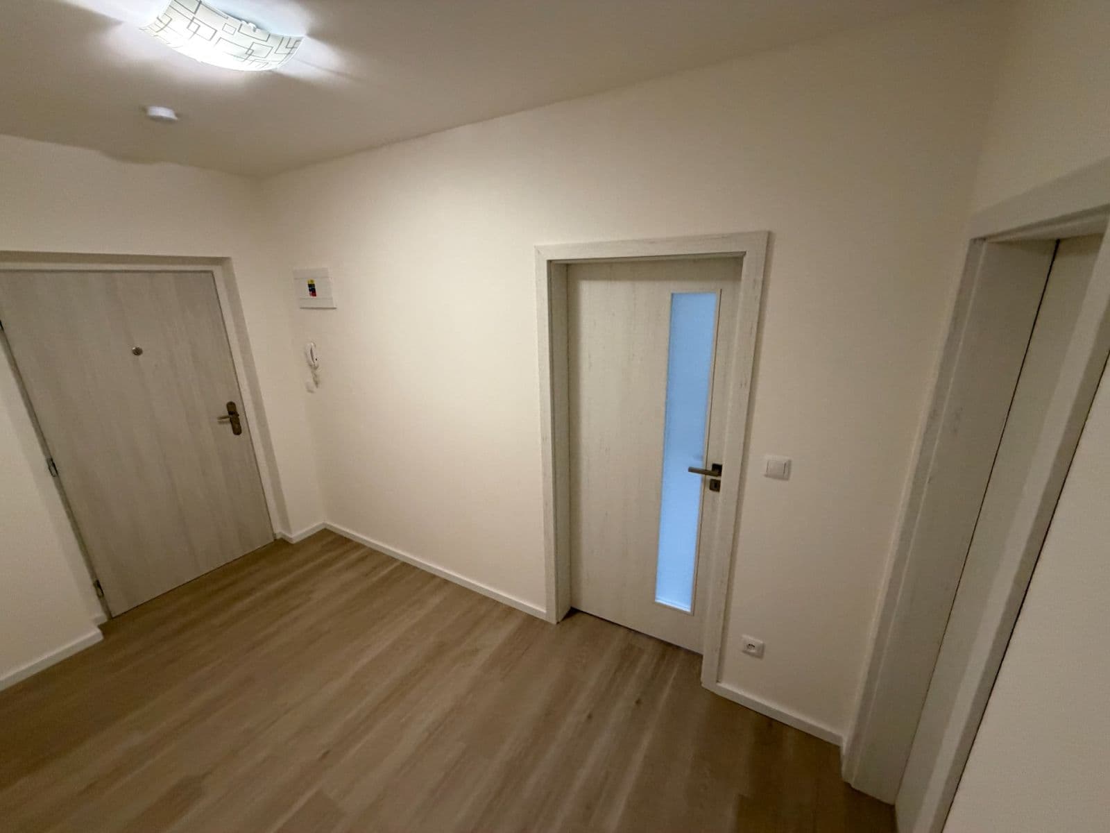 Pronájem bytu 1+kk 44 m², Břasy, Plzeňský kraj Pronájem bytu 1+kk 44 m², Břasy, Plzeňský kraj