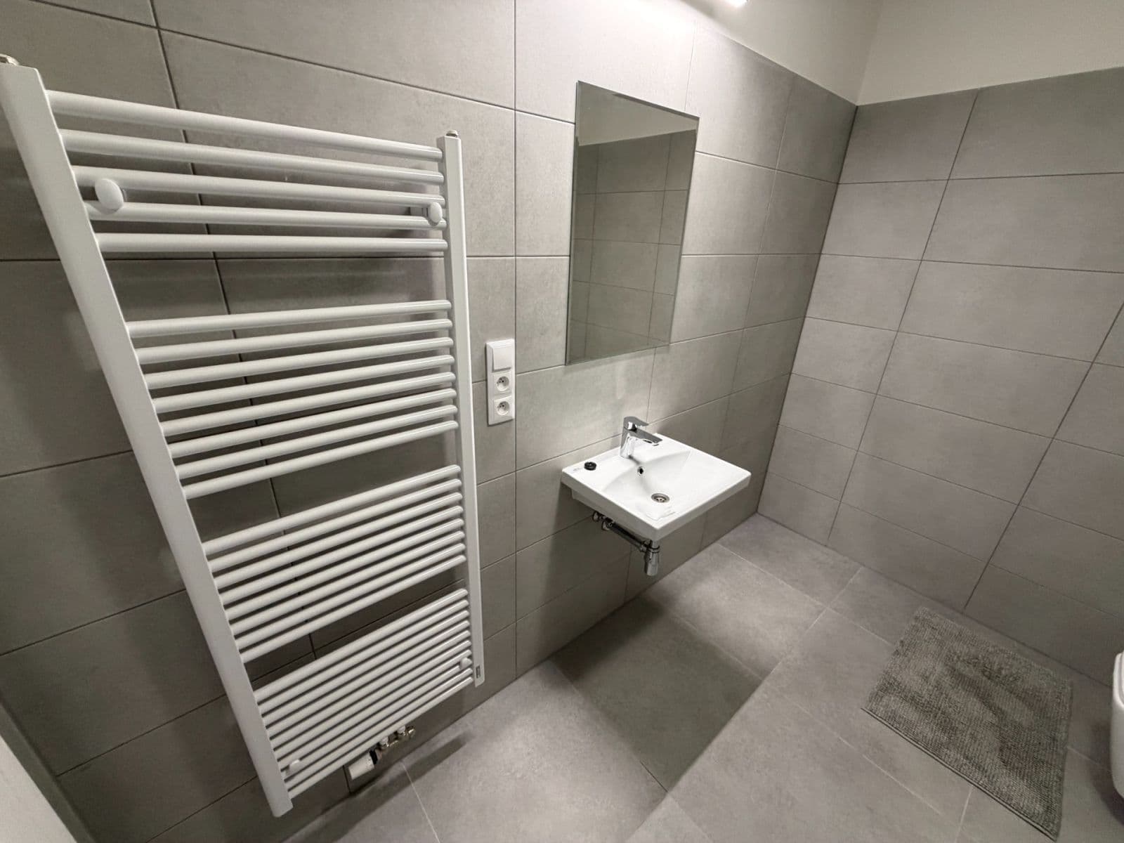 Pronájem bytu 1+kk 44 m², Břasy, Plzeňský kraj Pronájem bytu 1+kk 44 m², Břasy, Plzeňský kraj