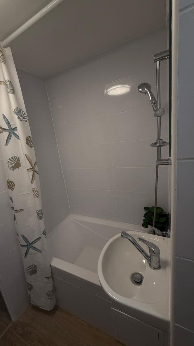 Pronájem bytu 1+1 35 m², Palackého, Chodov, Karlovarský kraj Pronájem bytu 1+1 35 m², Palackého, Chodov, Karlovarský kraj