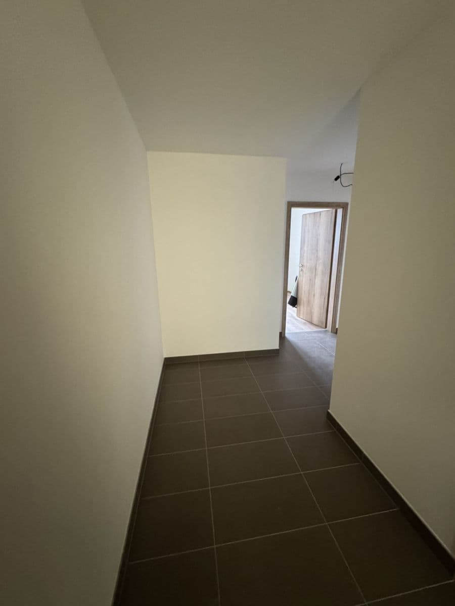 Pronájem bytu 2+kk 48 m², Augustina Lukeše, Brandýs nad Labem-Stará Boleslav, Středočeský kraj Pronájem bytu 2+kk 48 m², Augustina Lukeše, Brandýs nad Labem-Stará Boleslav, Středočeský kraj