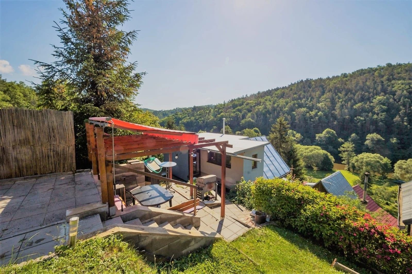 Prodej chaty, chalupy 89 m², pozemek 456 m², Podhradí nad Dyjí, Jihomoravský kraj Prodej chaty, chalupy 89 m², pozemek 456 m², Podhradí nad Dyjí, Jihomoravský kraj