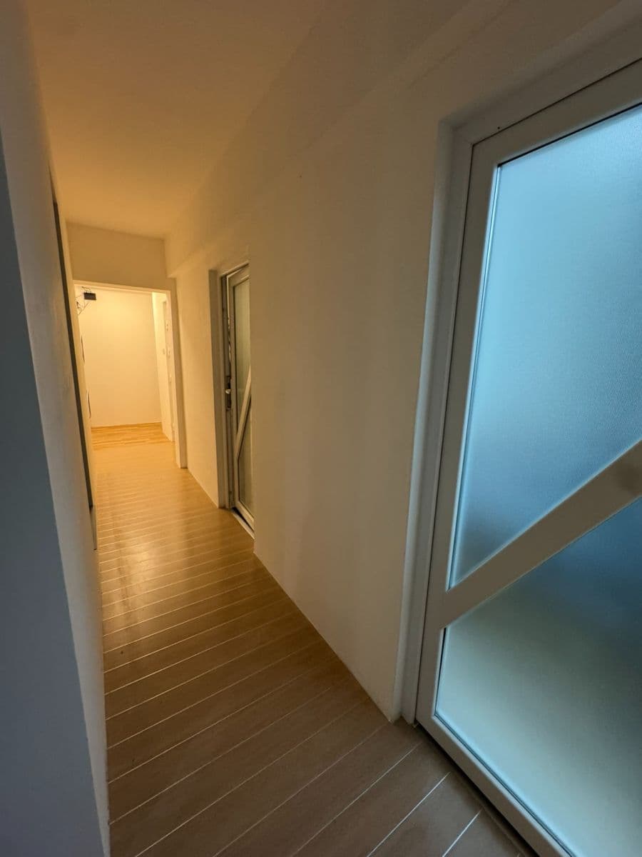 Pronájem bytu 3+kk 65 m², Norská, Kladno, Středočeský kraj Pronájem bytu 3+kk 65 m², Norská, Kladno, Středočeský kraj