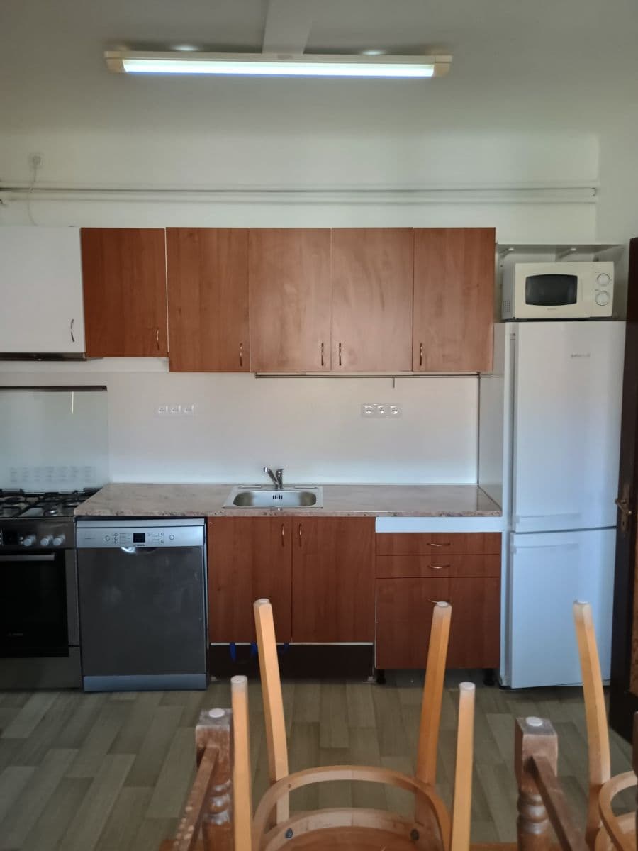 Pronájem bytu 3+1 85 m², Na Truhlářce, Praha, Praha Pronájem bytu 3+1 85 m², Na Truhlářce, Praha, Praha