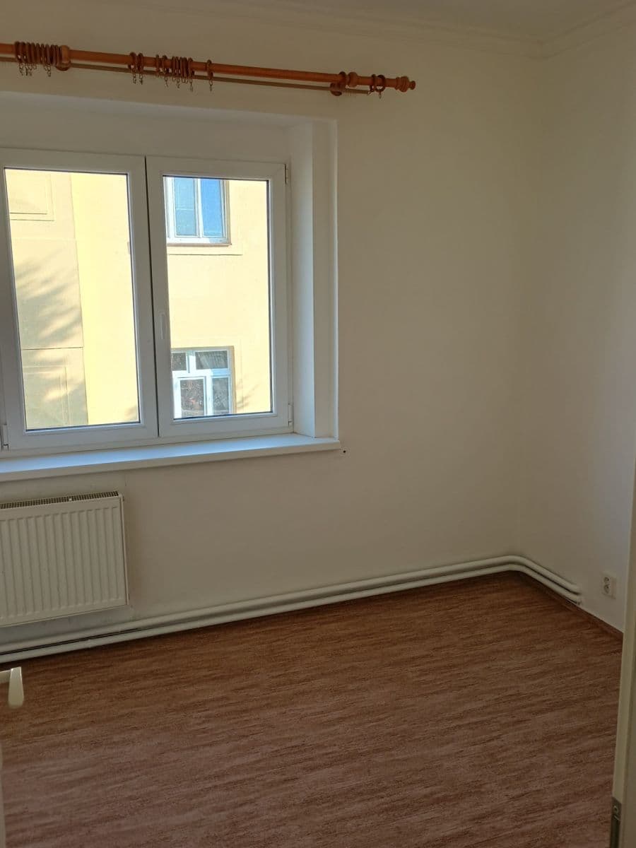 Pronájem bytu 3+1 85 m², Na Truhlářce, Praha, Praha Pronájem bytu 3+1 85 m², Na Truhlářce, Praha, Praha