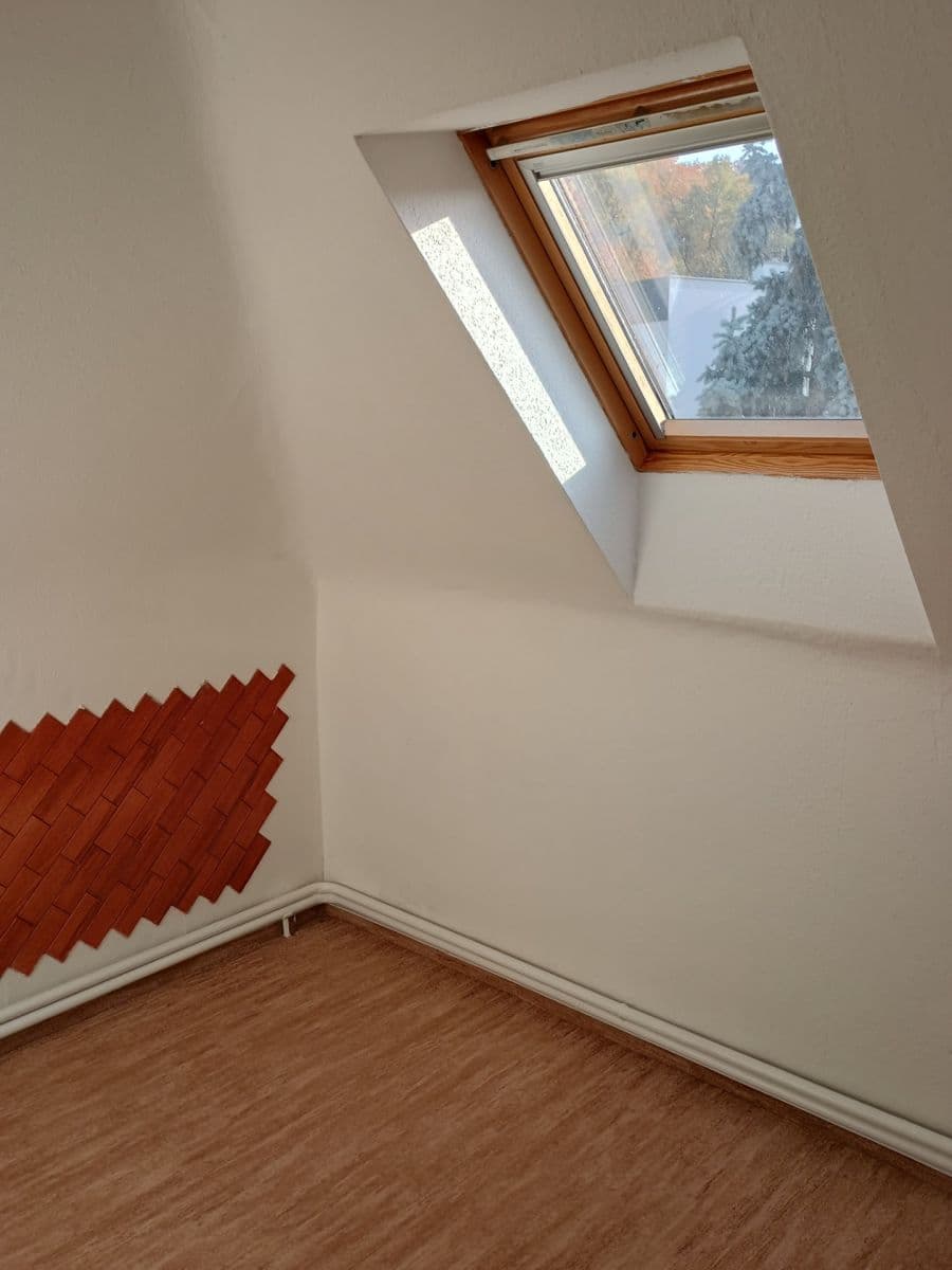 Pronájem bytu 3+1 85 m², Na Truhlářce, Praha, Praha Pronájem bytu 3+1 85 m², Na Truhlářce, Praha, Praha