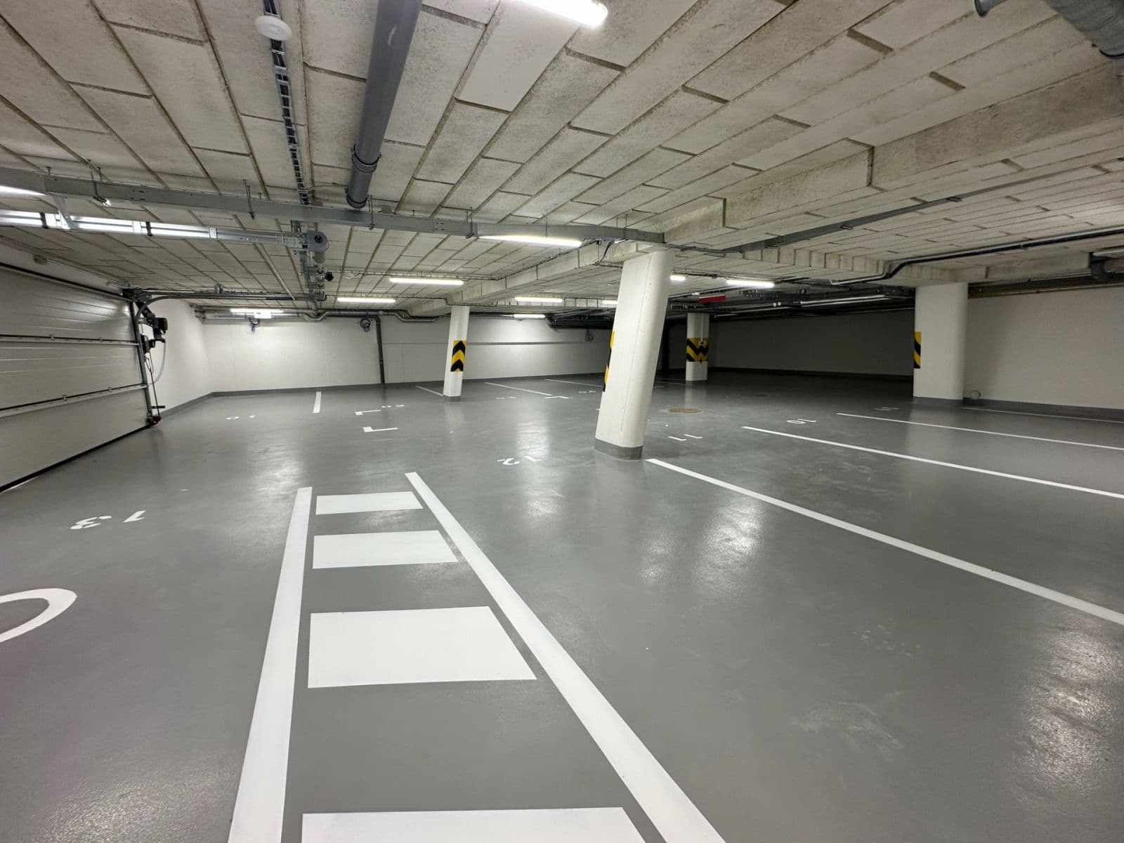 Pronájem garáže 10 m², Starokošířská, Praha, Praha Pronájem garáže 10 m², Starokošířská, Praha, Praha