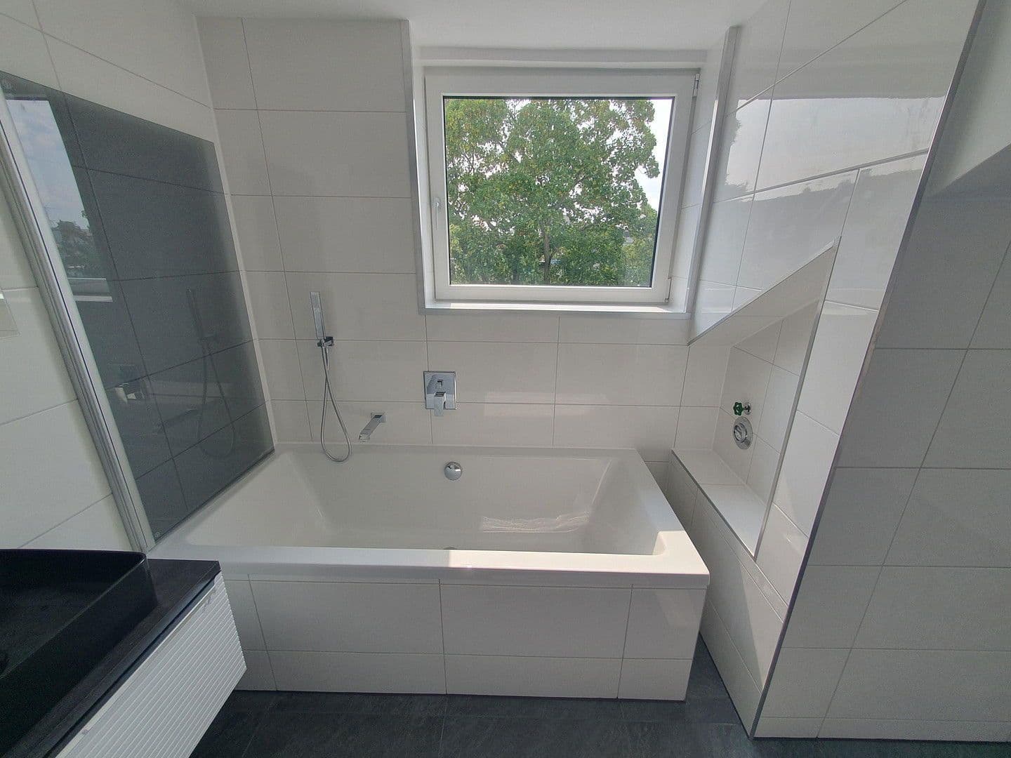 Prodej bytu 4+1 104 m², Wilhelm-Leuschner-Str., 40, Darmstadt, Hessen Prodej bytu 4+1 104 m², Wilhelm-Leuschner-Str., 40, Darmstadt, Hessen