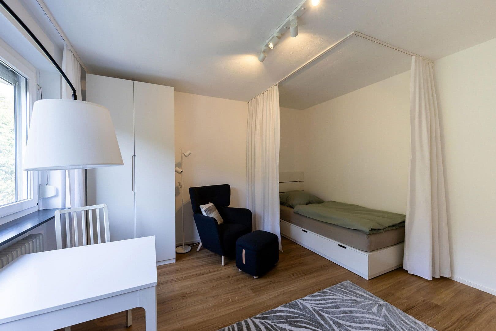 Pronájem bytu  17 m², Erlangen, Bavorsko Pronájem bytu  17 m², Erlangen, Bavorsko