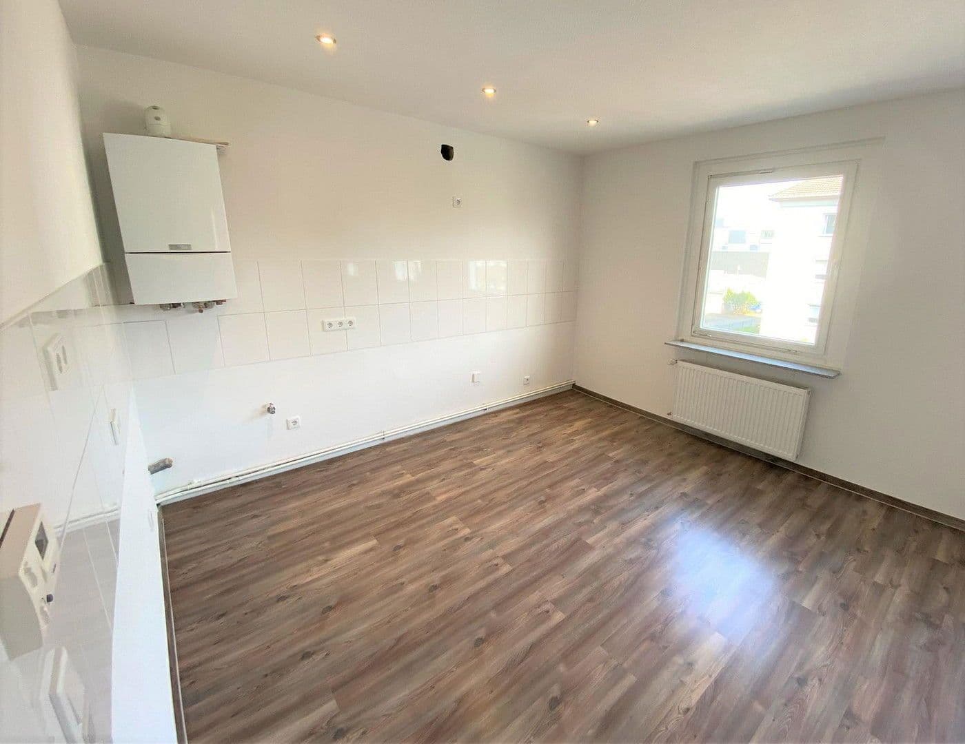 Pronájem bytu 3+kk 74 m², Lindenallee 14, Remscheid-Lüttringhausen, Severní Porýní-Vestfálsko Pronájem bytu 3+kk 74 m², Lindenallee 14, Remscheid-Lüttringhausen, Severní Porýní-Vestfálsko