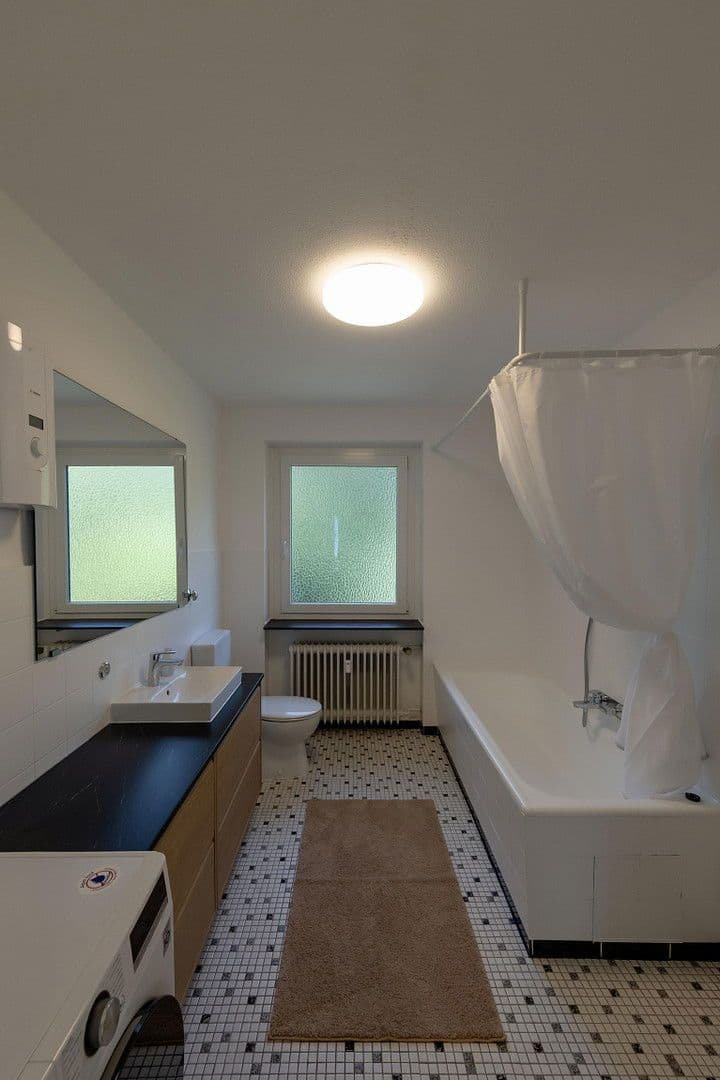 Pronájem bytu  24 m², Erlangen, Bavorsko Pronájem bytu  24 m², Erlangen, Bavorsko