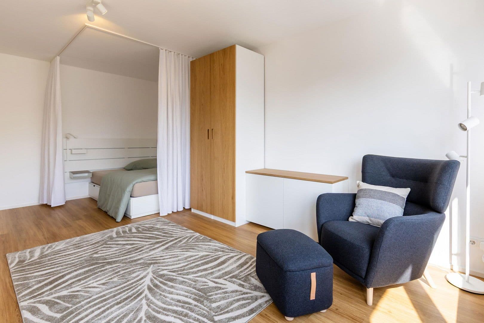 Pronájem bytu  24 m², Erlangen, Bavorsko Pronájem bytu  24 m², Erlangen, Bavorsko