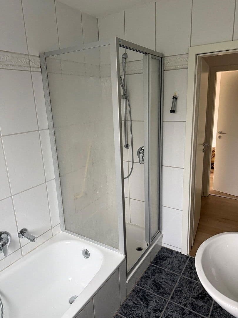 Pronájem bytu 3+1 73 m², Goldbecker Straße 6 A, Beckdorf, Dolní Sasko Pronájem bytu 3+1 73 m², Goldbecker Straße 6 A, Beckdorf, Dolní Sasko