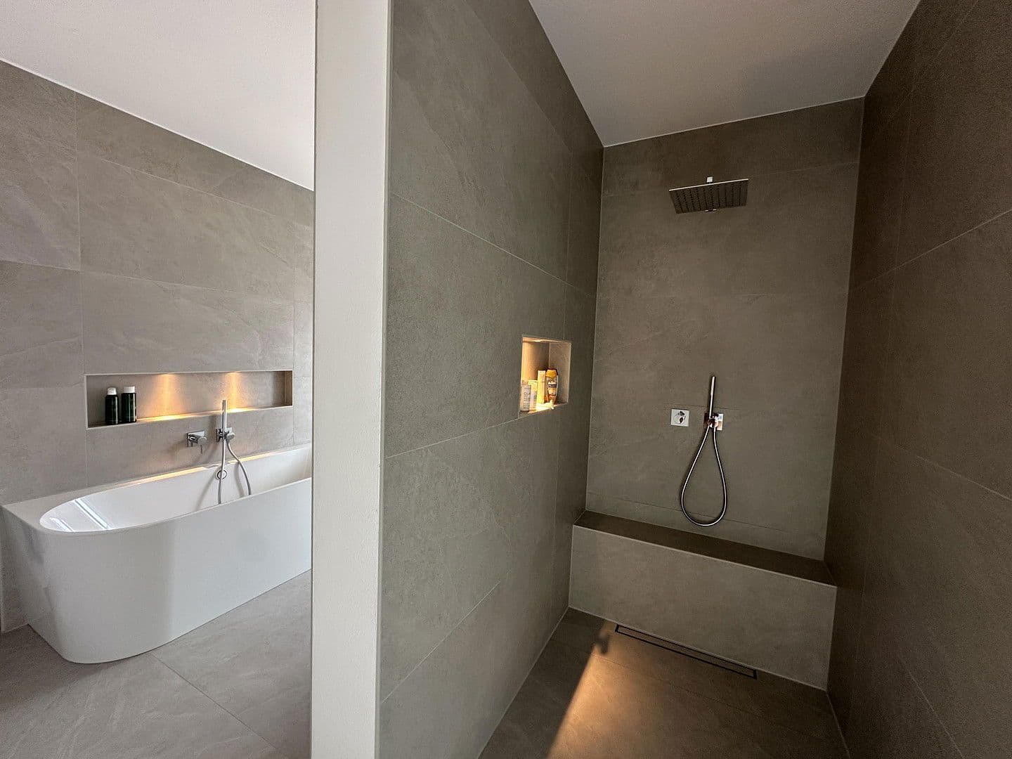 Prodej domu 160 m², pozemek 1.032 m², Bülstringen, Sasko-Anhaltsko Prodej domu 160 m², pozemek 1.032 m², Bülstringen, Sasko-Anhaltsko