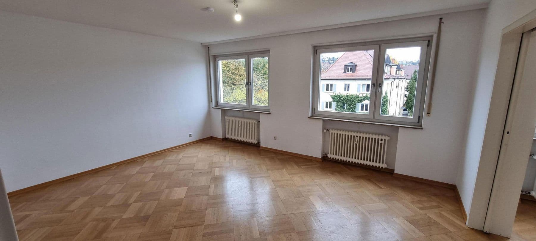 Pronájem bytu 3+1 68 m², Ludwigstraße 53, Stuttgart, Bádensko-Württembersko Pronájem bytu 3+1 68 m², Ludwigstraße 53, Stuttgart, Bádensko-Württembersko