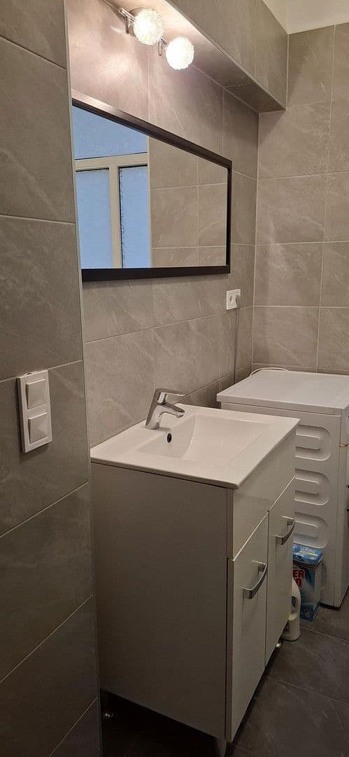 Pronájem bytu 3+1 97 m², Willroiderstraße, Villach, Korutany Pronájem bytu 3+1 97 m², Willroiderstraße, Villach, Korutany