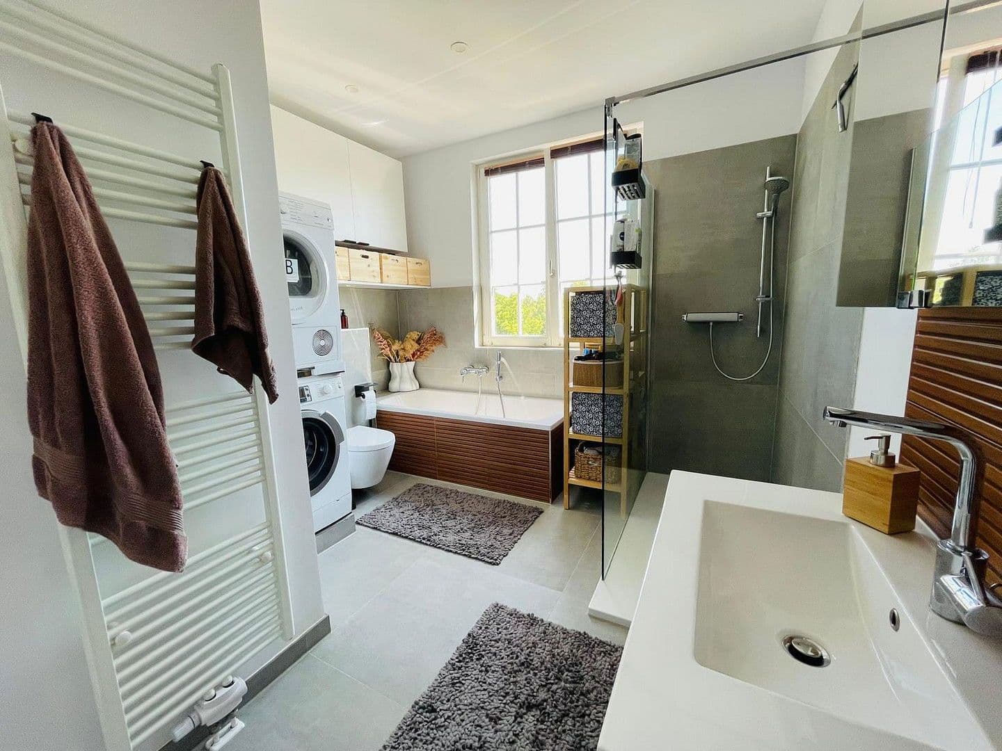 Pronájem bytu 3+1 103 m², Berlin, Berlín Pronájem bytu 3+1 103 m², Berlin, Berlín