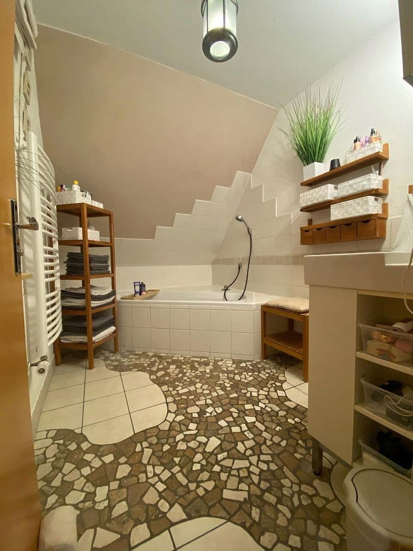 Prodej domu 120 m², pozemek 287 m², Heidenheim an der Brenz, Bádensko-Württembersko Prodej domu 120 m², pozemek 287 m², Heidenheim an der Brenz, Bádensko-Württembersko