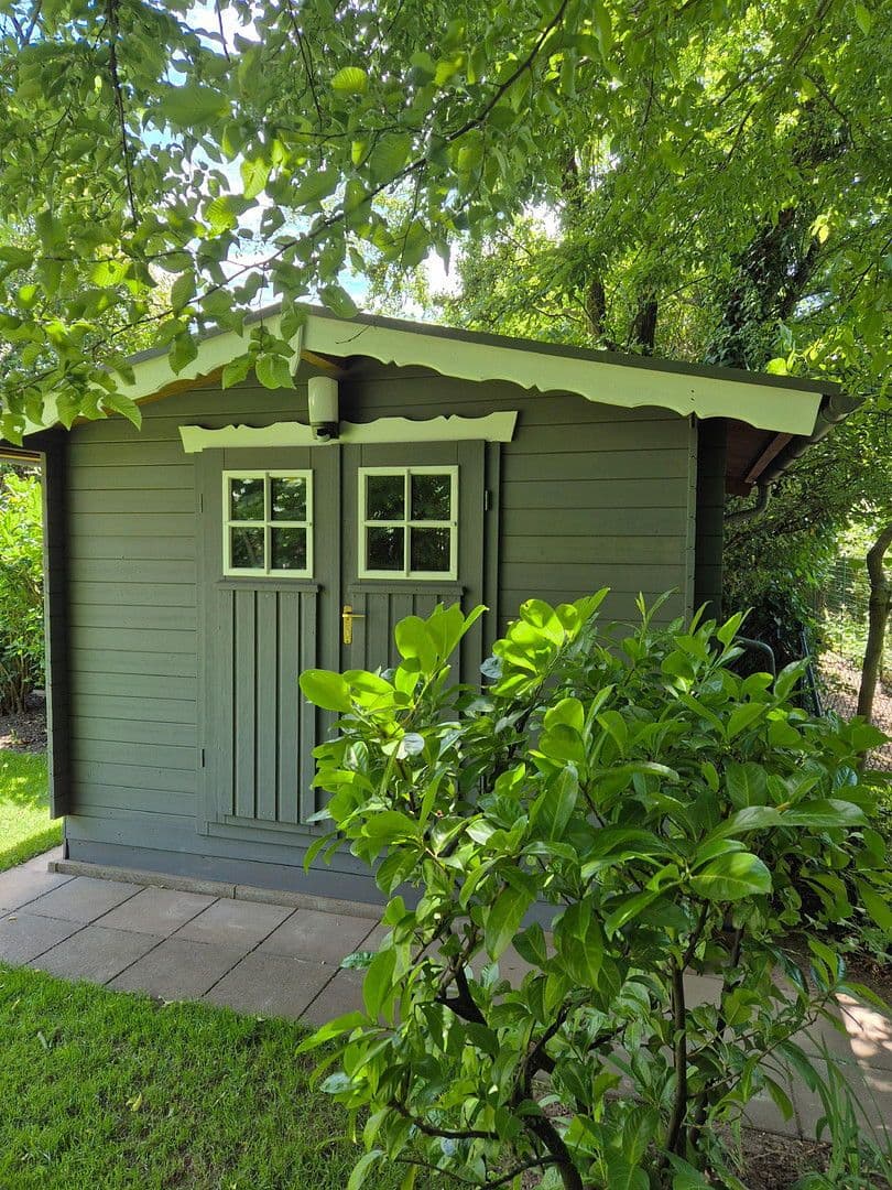 Pronájem domu 200 m², pozemek 420 m², Frankfurt, Hessen Pronájem domu 200 m², pozemek 420 m², Frankfurt, Hessen