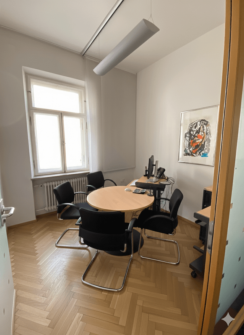 Pronájem kanceláře 115 m², Bad Tölz, Bavorsko Pronájem kanceláře 115 m², Bad Tölz, Bavorsko