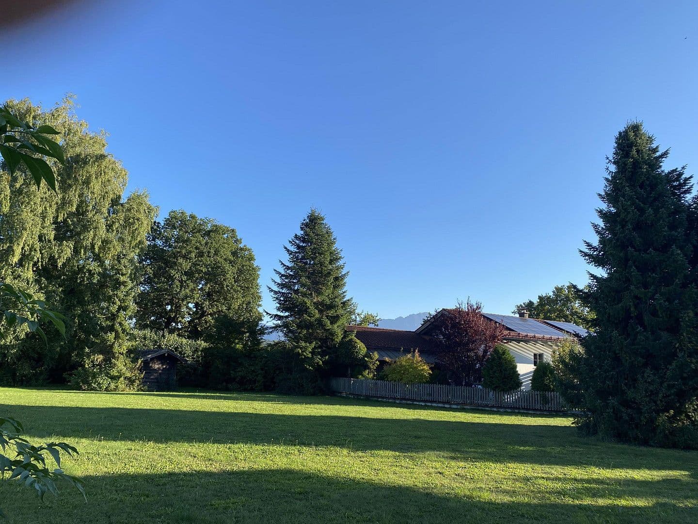 Prodej pozemku 750 m², Am Karwinkel 22a, Grabenstätt, Bavorsko Prodej pozemku 750 m², Am Karwinkel 22a, Grabenstätt, Bavorsko