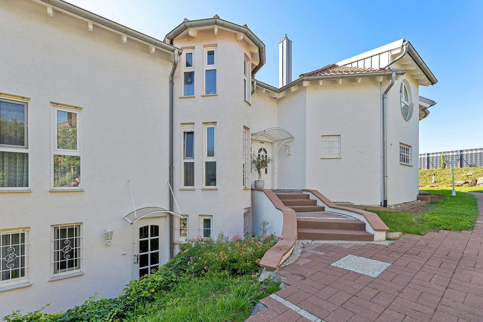 Prodej domu 408 m², pozemek 1.470 m², Eppingen, Bádensko-Württembersko Prodej domu 408 m², pozemek 1.470 m², Eppingen, Bádensko-Württembersko