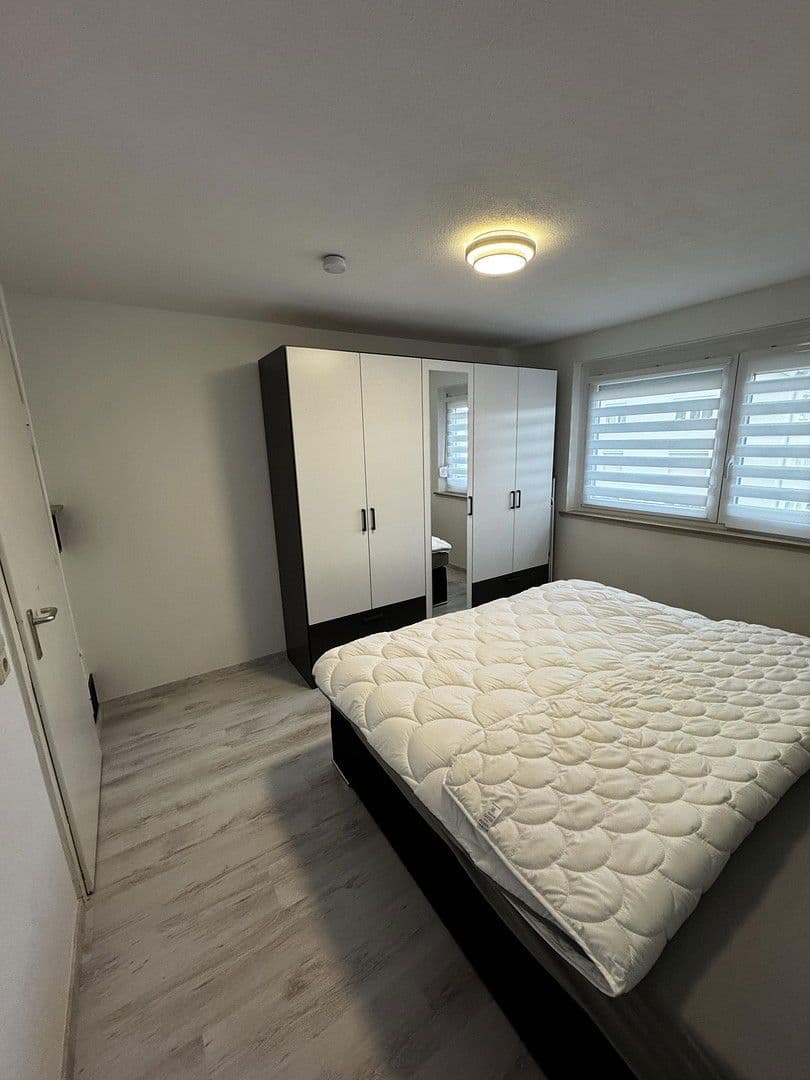 Pronájem bytu 3+1 54 m², Böblingen, Bádensko-Württembersko Pronájem bytu 3+1 54 m², Böblingen, Bádensko-Württembersko