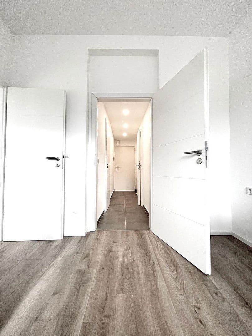 Pronájem bytu 2+1 40 m², Bahnhofstr. 0, Brühl, Severní Porýní-Vestfálsko Pronájem bytu 2+1 40 m², Bahnhofstr. 0, Brühl, Severní Porýní-Vestfálsko